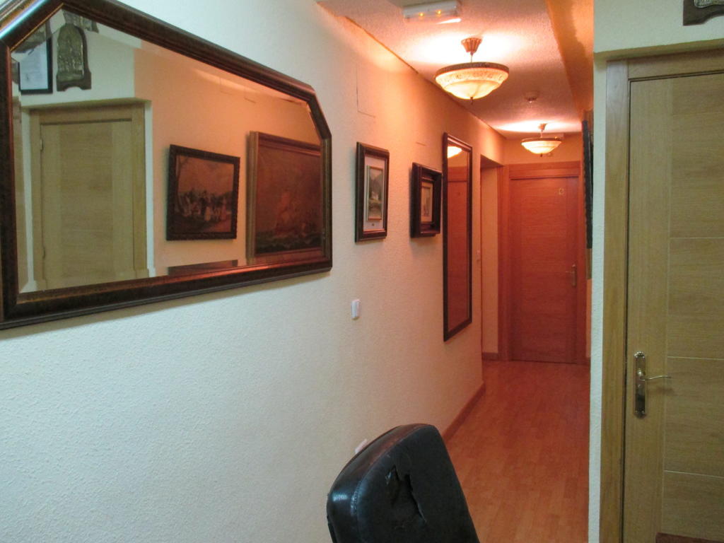 Hostal Pradillo Mostoles Exterior photo