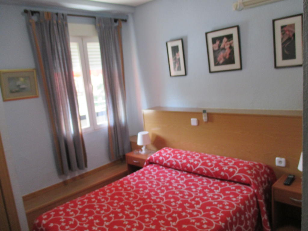 Hostal Pradillo Mostoles Room photo