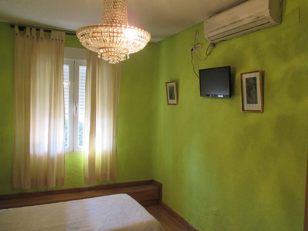 Hostal Pradillo Mostoles Room photo